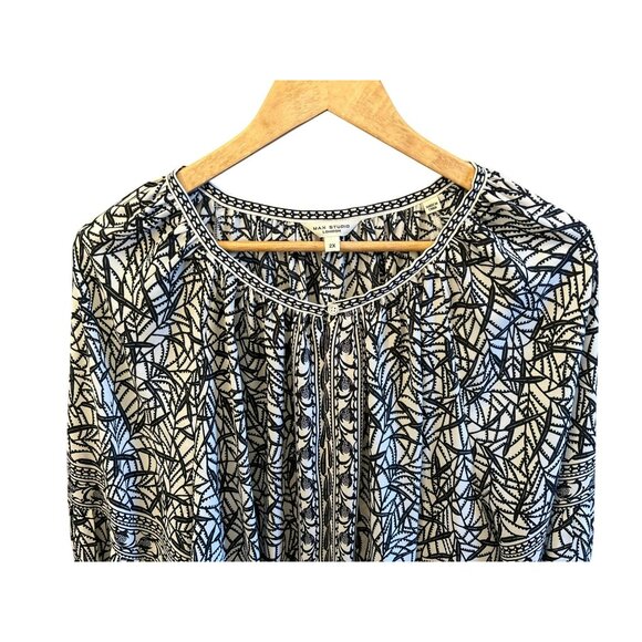 Max Studio Plus Size Black White Geometric Print Pull Over Blouse Size 2X NWOT - Picture 4 of 9